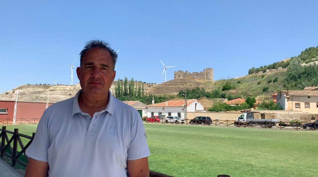 Cómo el municipio de Hornillos de Cerrato (Palencia) ha “integrado” la&nbsp;eólica