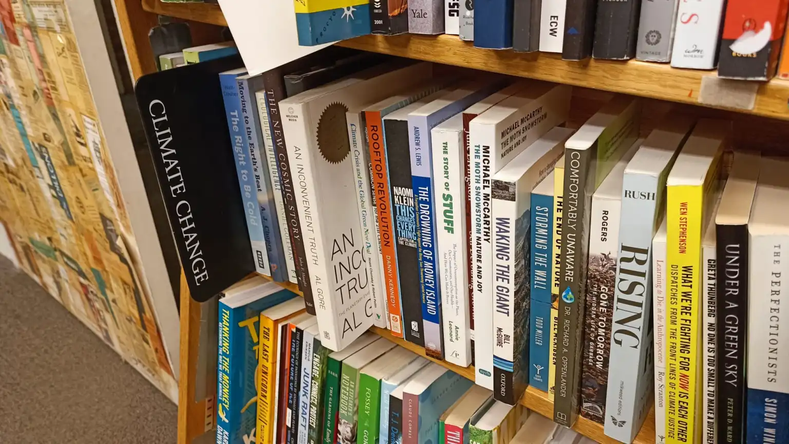 Lecturas ambientales que explorar en agosto para la reflexión pausada